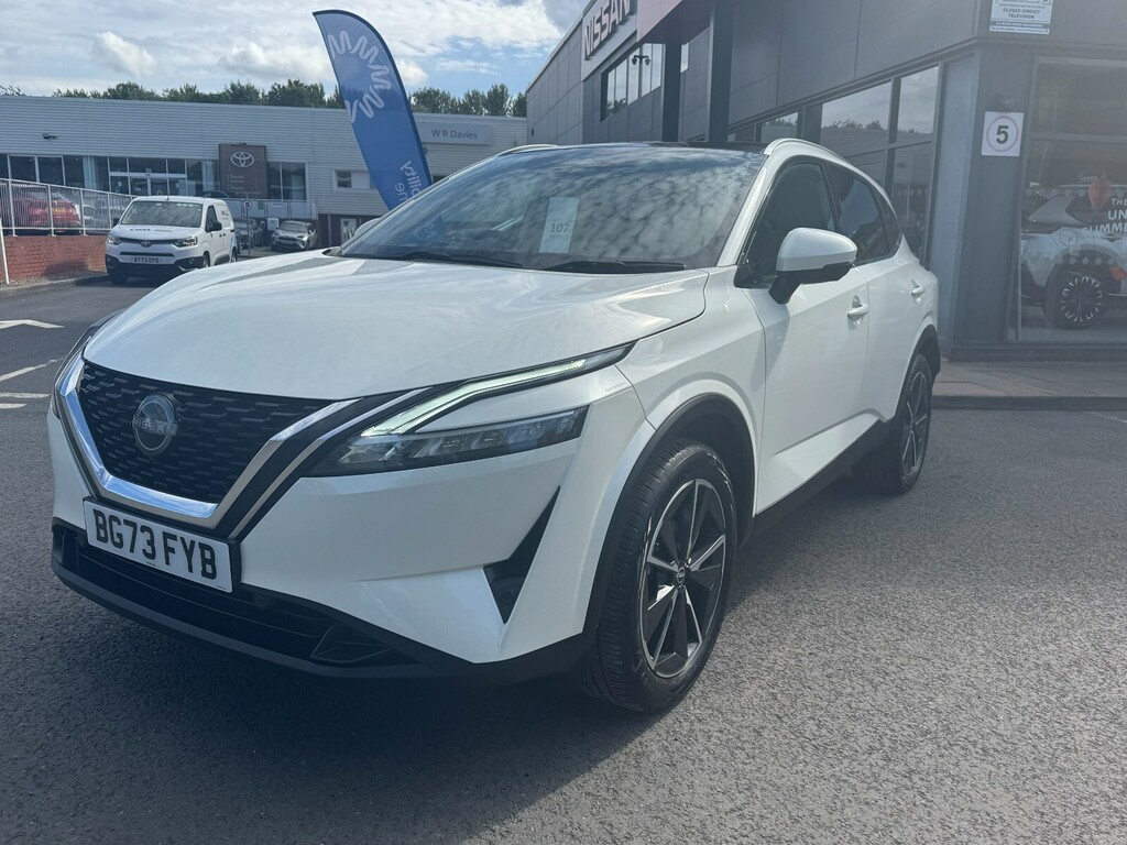 Nissan Qashqai 1.3 Dig-t Mh Tekna White #4