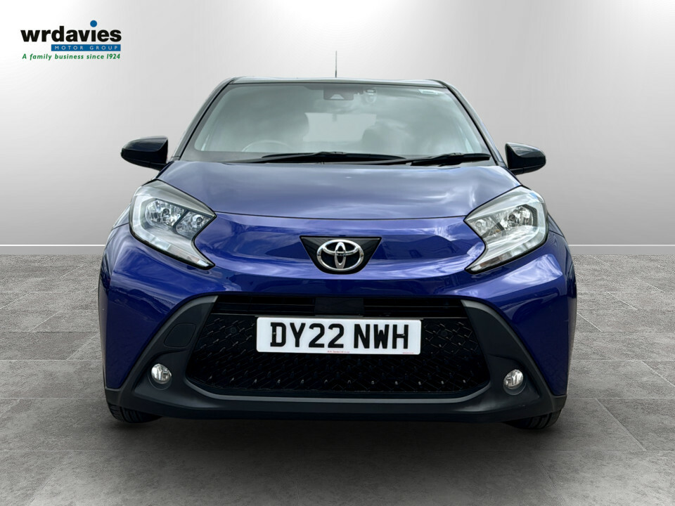 Toyota Aygo X 1.0 Vvt-i Edge DY22NWH Blue #2