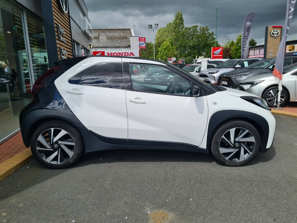 Toyota Aygo X 1.0 Vvt-i Edge BP73JYL White #5