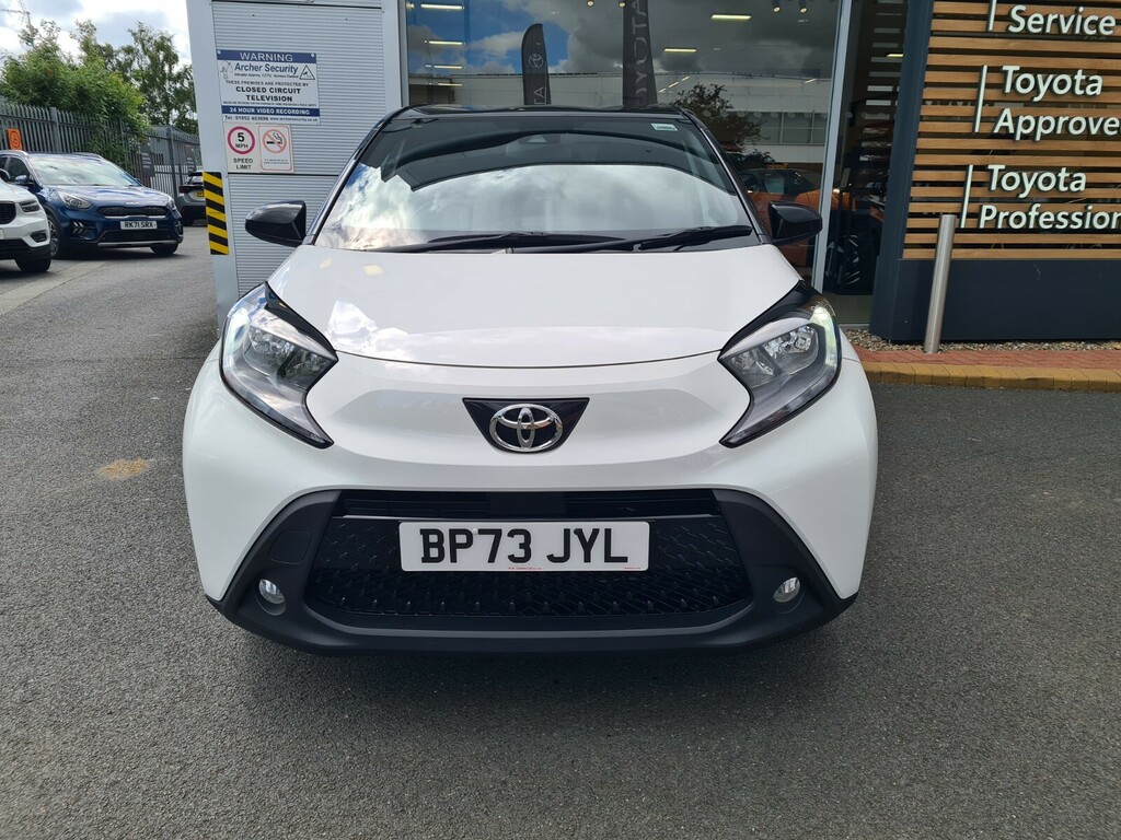 Toyota Aygo X 1.0 Vvt-i Edge BP73JYL White #2