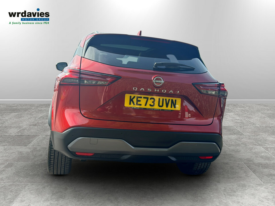Nissan Qashqai 1.3 Dig-t Mh Tekna KE73UVN Red #6