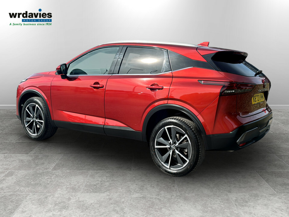 Nissan Qashqai 1.3 Dig-t Mh Tekna KE73UVN Red #5