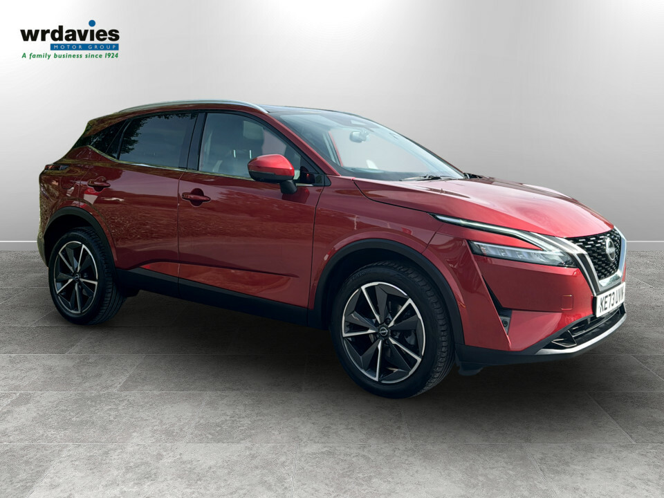 Nissan Qashqai 1.3 Dig-t Mh Tekna Red