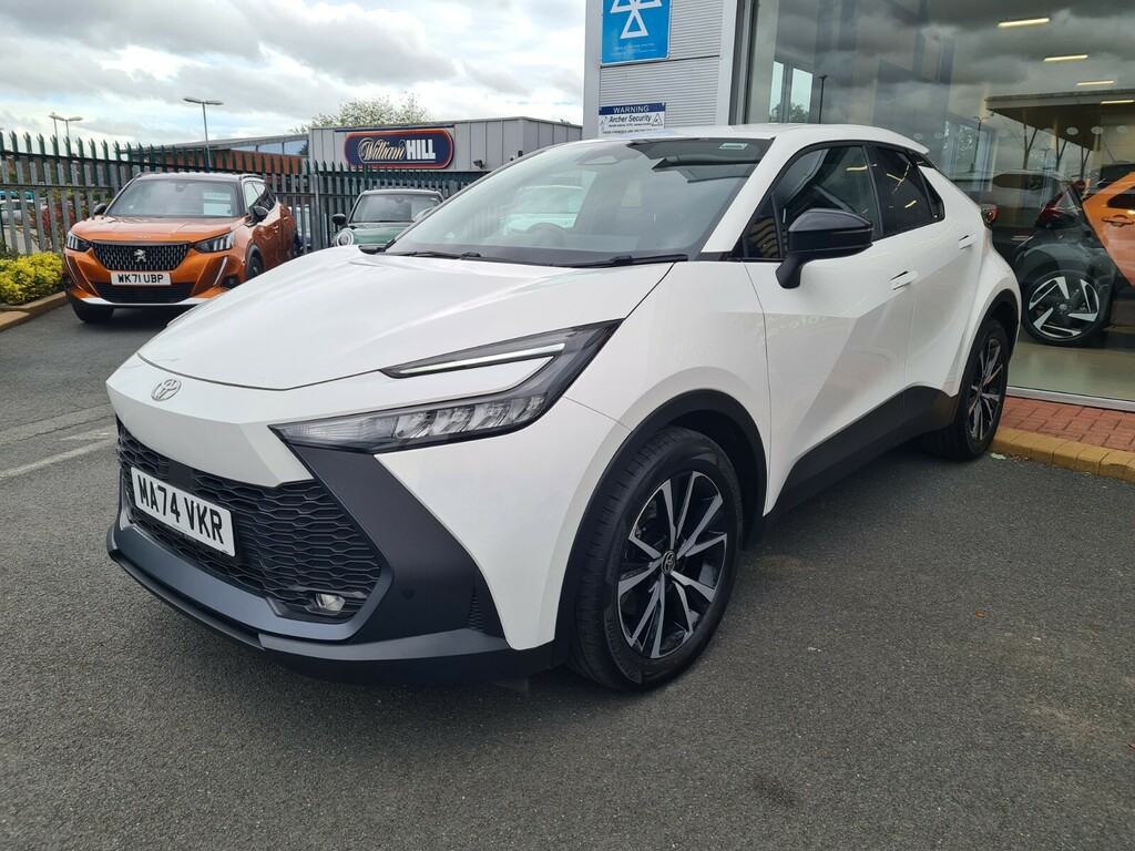 Toyota C-Hr 2.0 Phev Design Cvt MA74VKR White #3