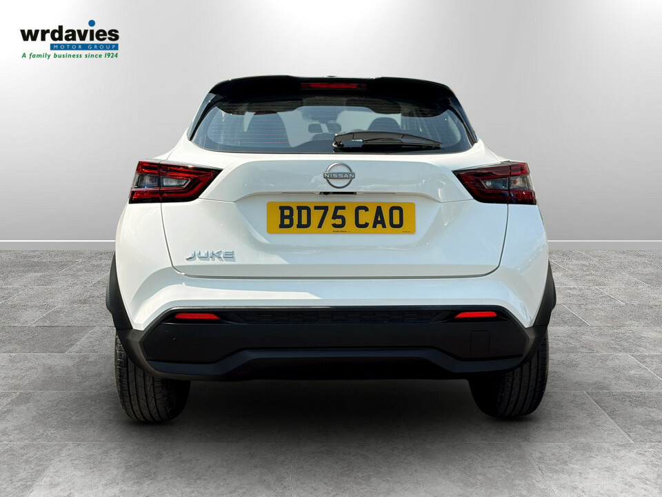 Nissan Juke 1.0 Dig-t Acenta Premium BD75CAO White #6