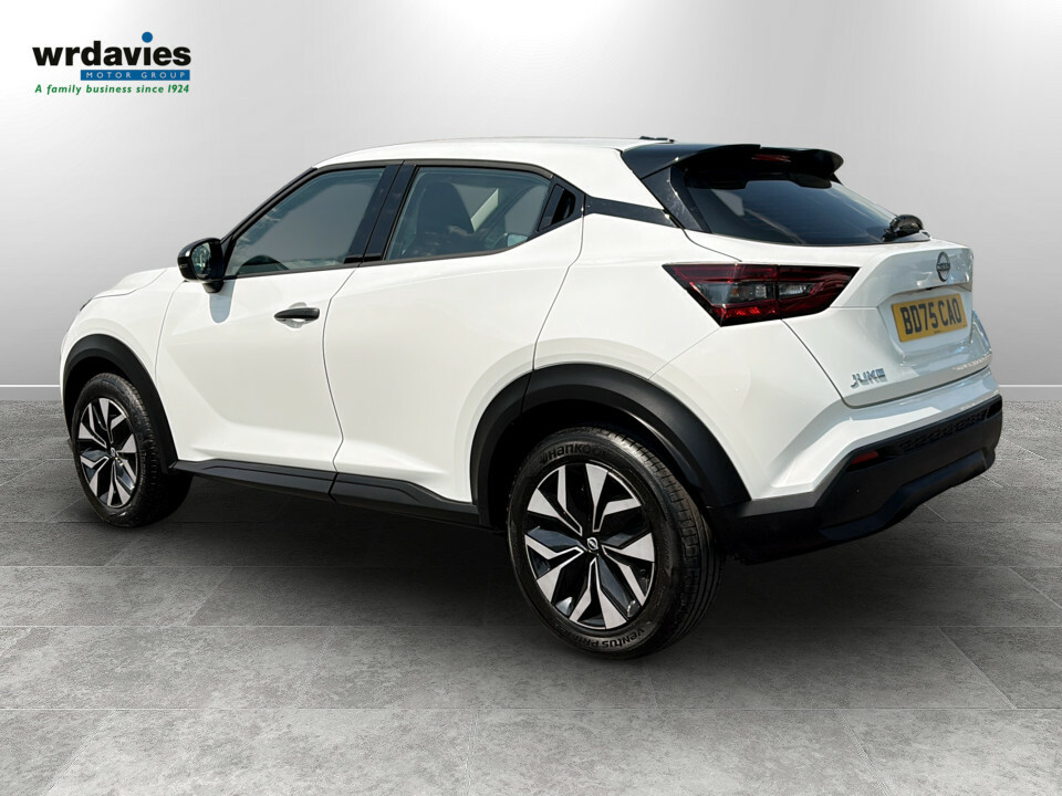 Nissan Juke 1.0 Dig-t Acenta Premium BD75CAO White #5