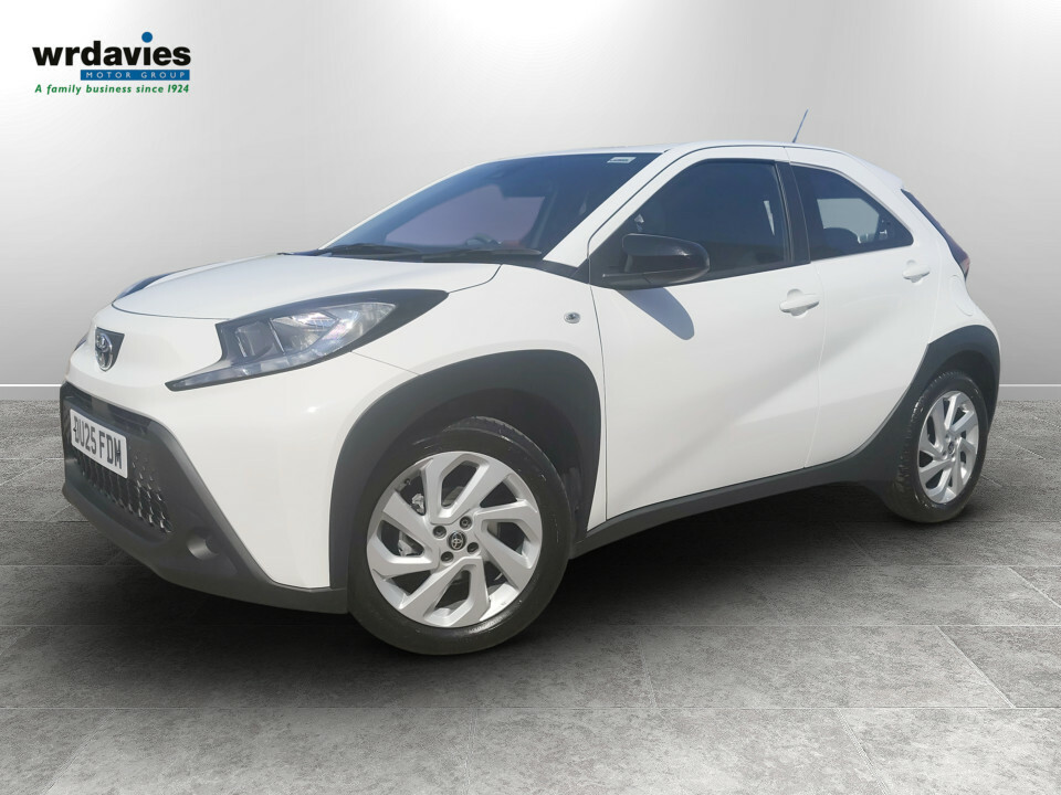 Toyota Aygo X 1.0 Vvt-i Pure DU25FDM White #3