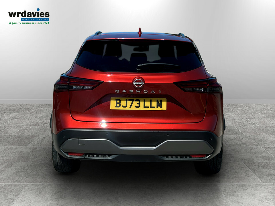 Nissan Qashqai 1.3 Dig-t Mh Tekna BJ73LLM Red #6