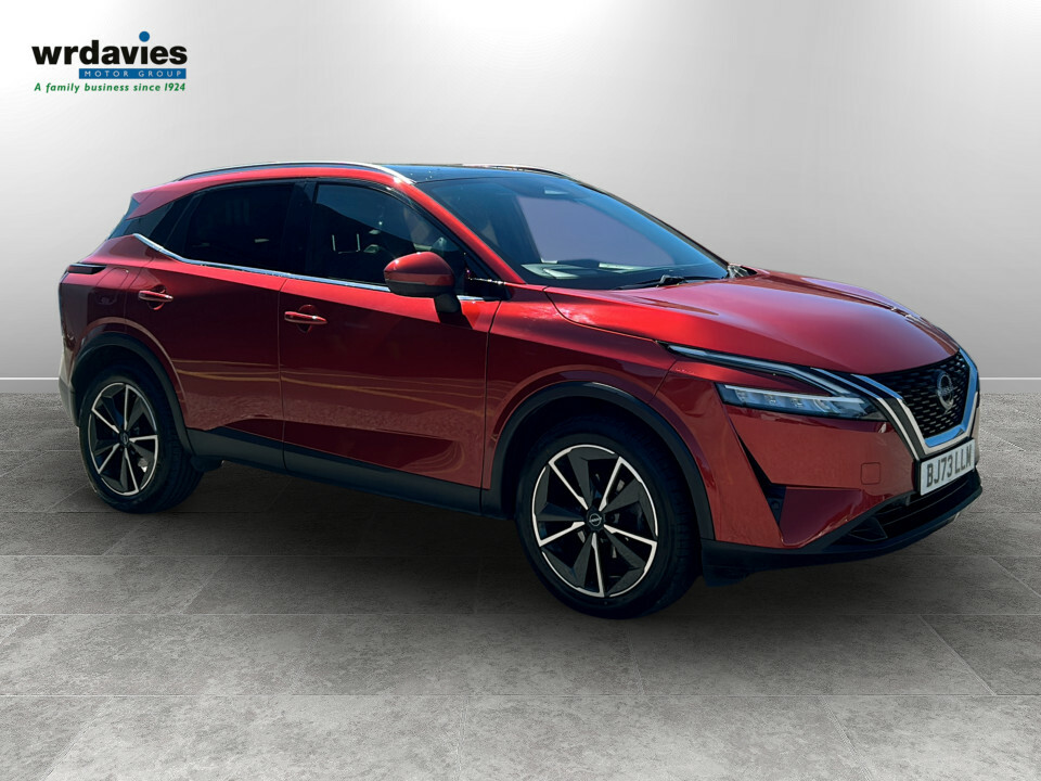 Nissan Qashqai 1.3 Dig-t Mh Tekna Red