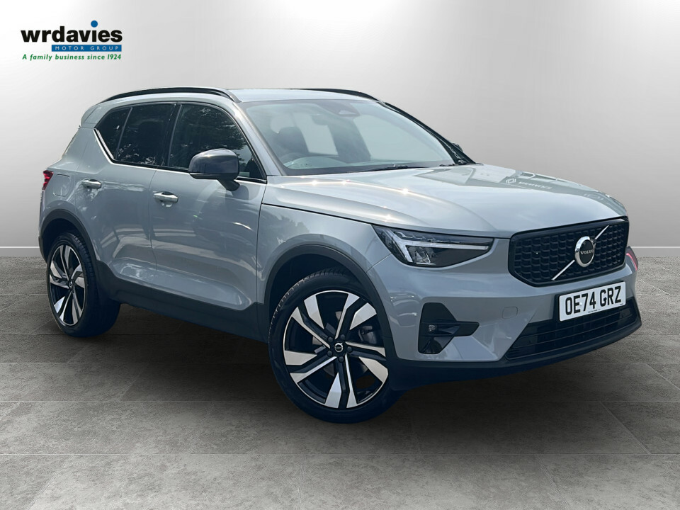 Volvo XC40 2.0 B3p Plus Dark Grey
