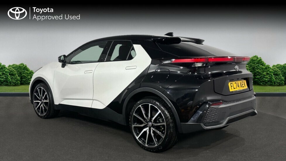 Toyota C-Hr 2.0 Phev Gr Sport Cvt FL74AEV White #4