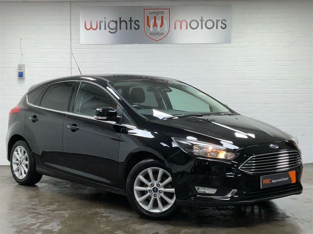 Ford Focus 1.0T Ecoboost Titanium Euro 6 Ss Black