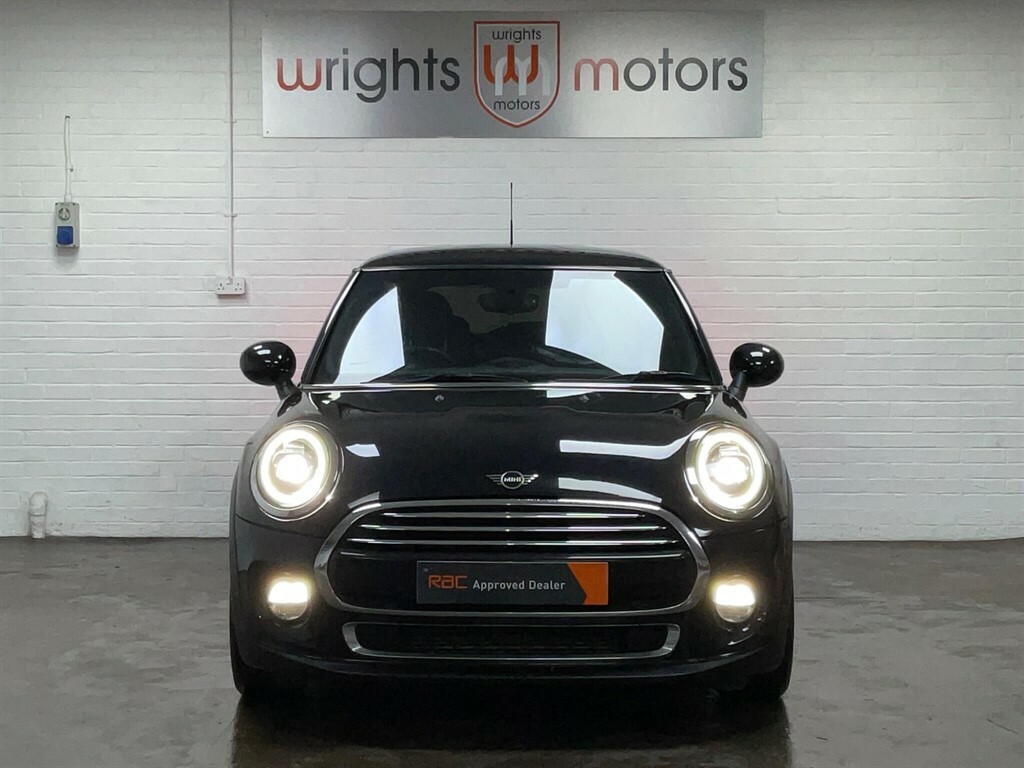 Mini Hatch 1.5 Cooper Exclusive Steptronic Euro 6 Ss YE19OFW Black #4