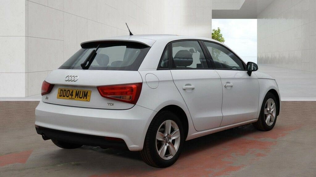 Audi A1 1.6 Tdi Se Sportback Euro 6 Ss DD04MUM White #5