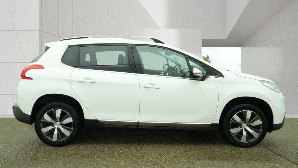 Peugeot 2008 1.6 E-hdi Allure Euro 5 Ss White #3