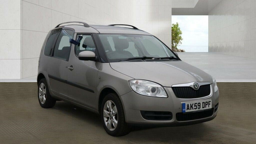 Skoda Roomster 1.4 Tdi Pure Drive Se Beige