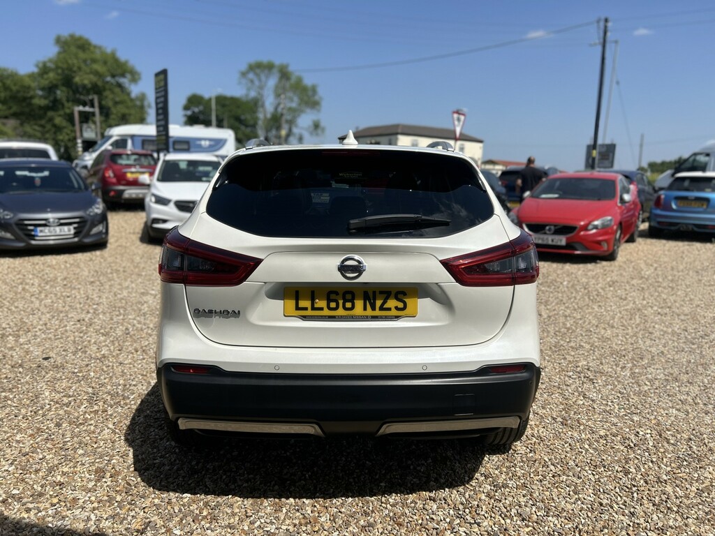 Nissan Qashqai Suv 1.5 Dci Tekna 2018 LL68NZS White #6