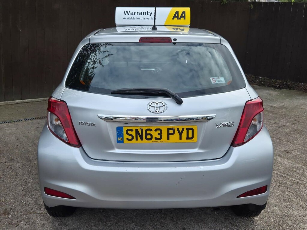 Toyota Yaris 1.33 Dual Vvt-i Tr Euro 5 SN63PYD Silver #6