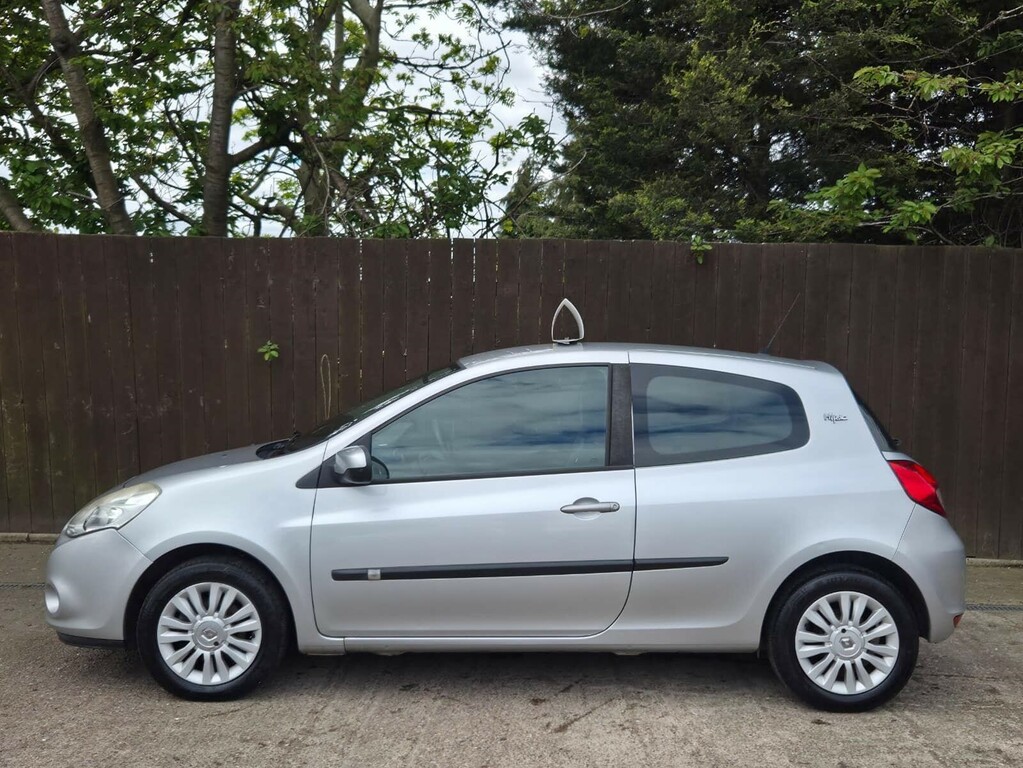 Renault Clio 1.2 I-music Euro 5 Silver #5