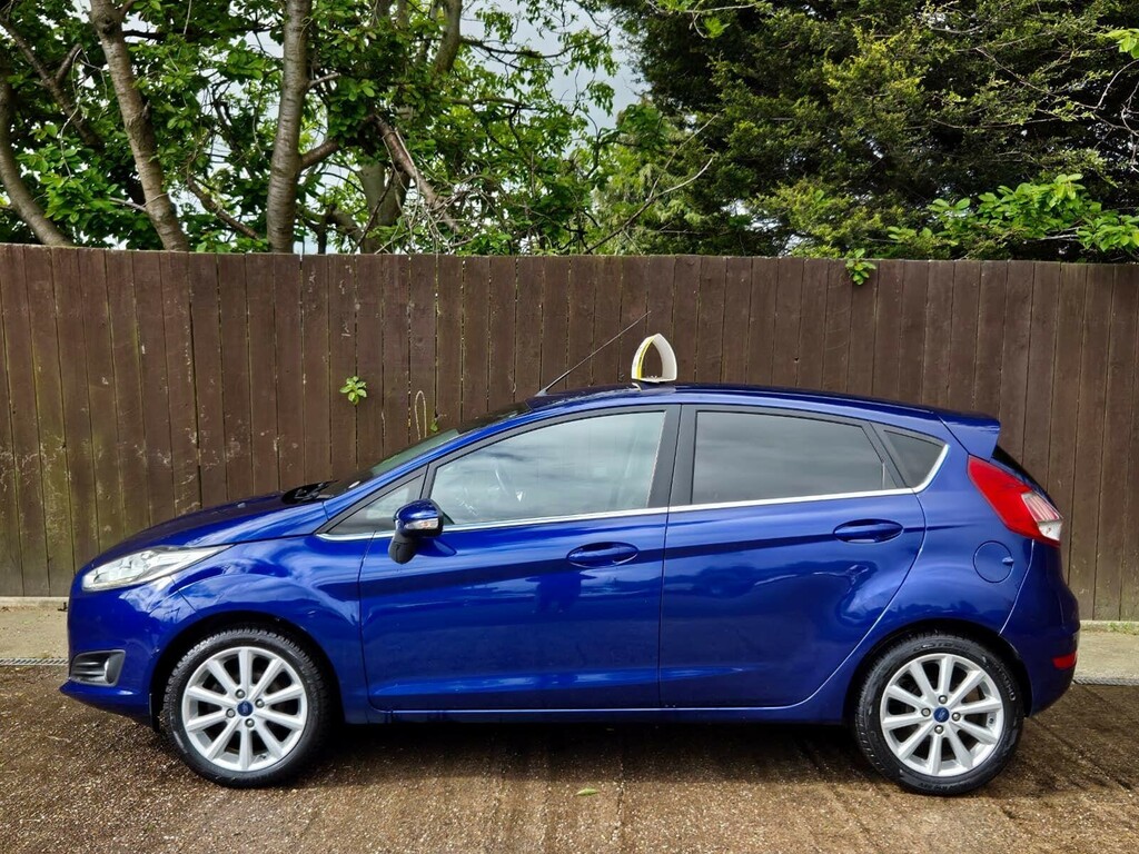 Ford Fiesta 1.5 Tdci Titanium Euro 6 WV17YSB Blue #5