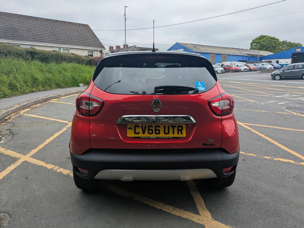 Renault Captur Signatue Nav Tce CV66UTR Red #6