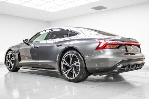 Audi E Tron GT 93.4Kwh Quattro BT71JXD Grey #4