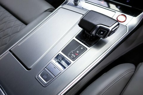Audi  Carbon Black 450Ps Red #21