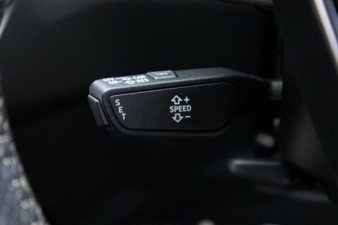 Audi  Carbon Black 450Ps Red #26