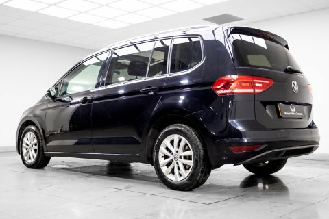 Volkswagen Touran 1.6 Tdi Se Black #4