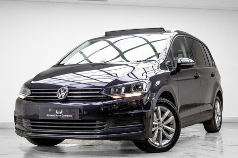 Volkswagen Touran 1.6 Tdi Se Black