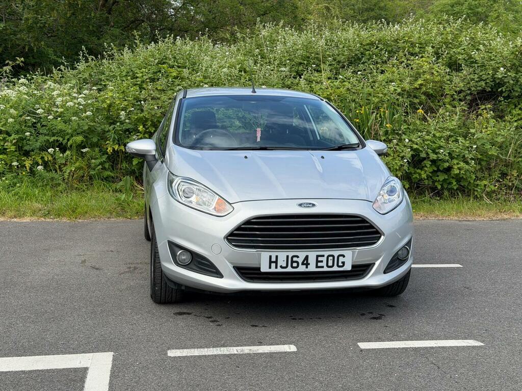 Ford Fiesta Hatchback 1.25 Zetec Euro 5 201464 HJ64EOG Silver #2