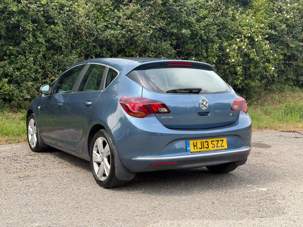 Vauxhall Astra Hatchback 1.6 16V Sri Euro 5 201313 HJ13SZZ Blue #4