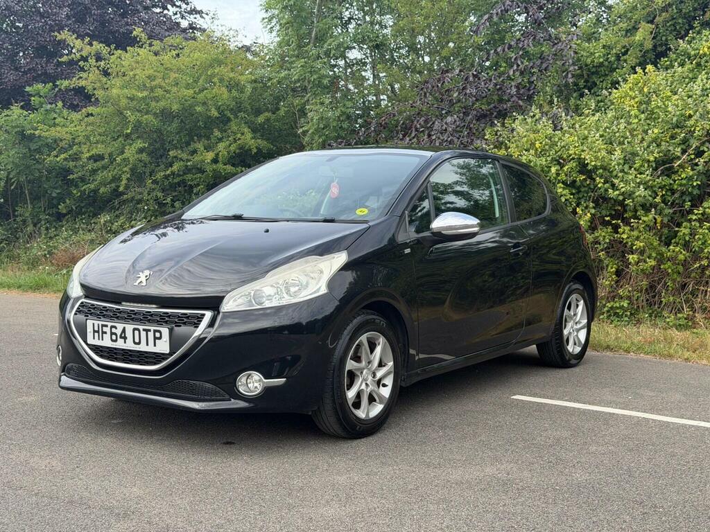 Peugeot 208 Hatchback 1.2 Vti Style Euro 5 201464 HF64OTP Black #3