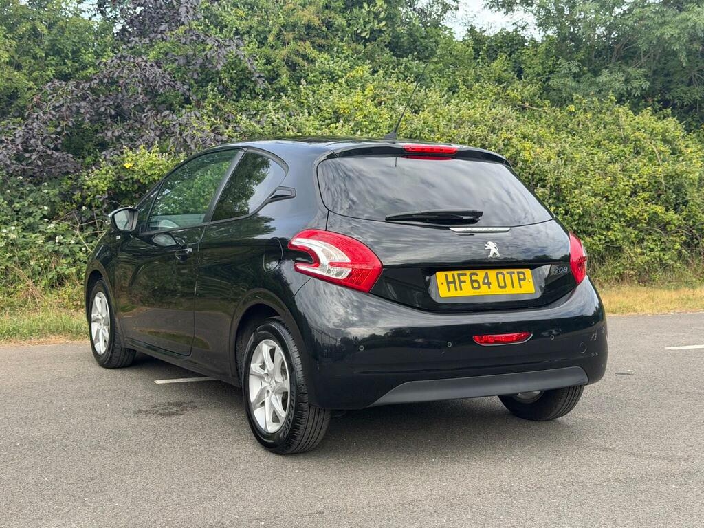 Peugeot 208 Hatchback 1.2 Vti Style Euro 5 201464 HF64OTP Black #4