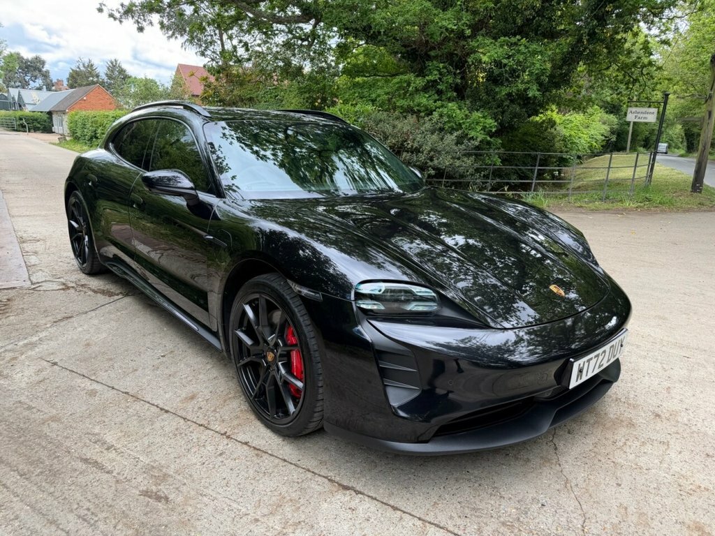 Porsche Taycan Estate Black