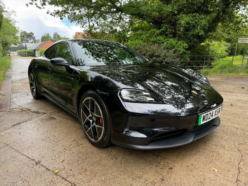 Porsche Taycan Saloon Black