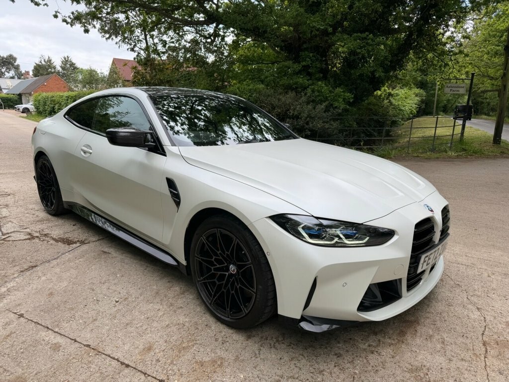 BMW M4 3L Competition White