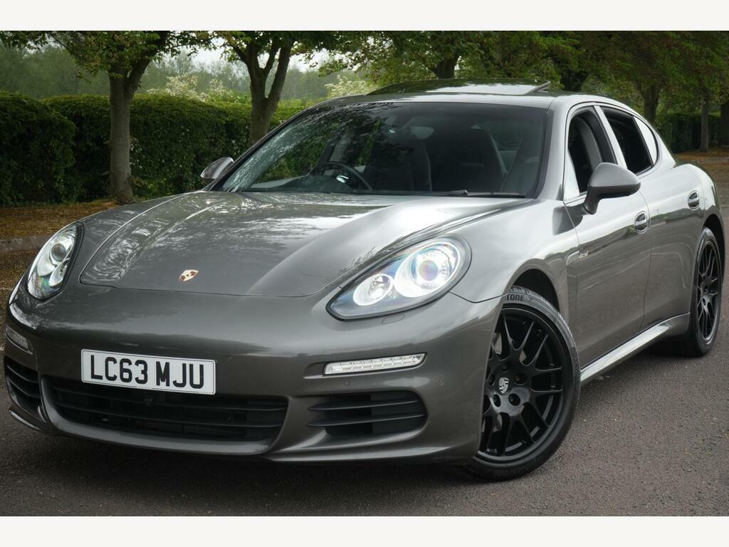Porsche Panamera Coupe White #1