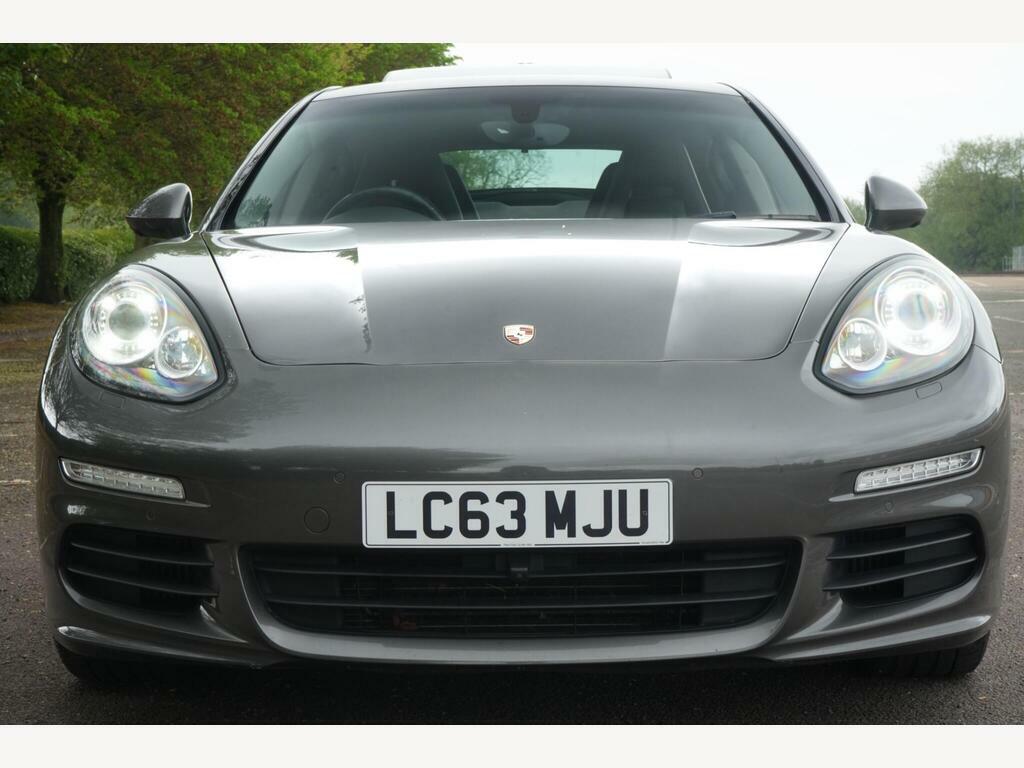 Porsche Panamera Coupe White #8