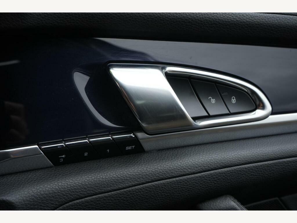 Porsche Panamera Coupe White #5