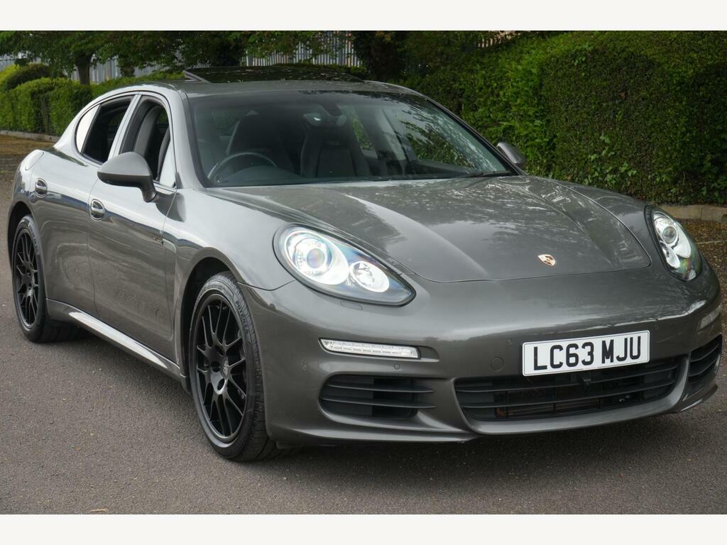 Porsche Panamera Coupe White #7