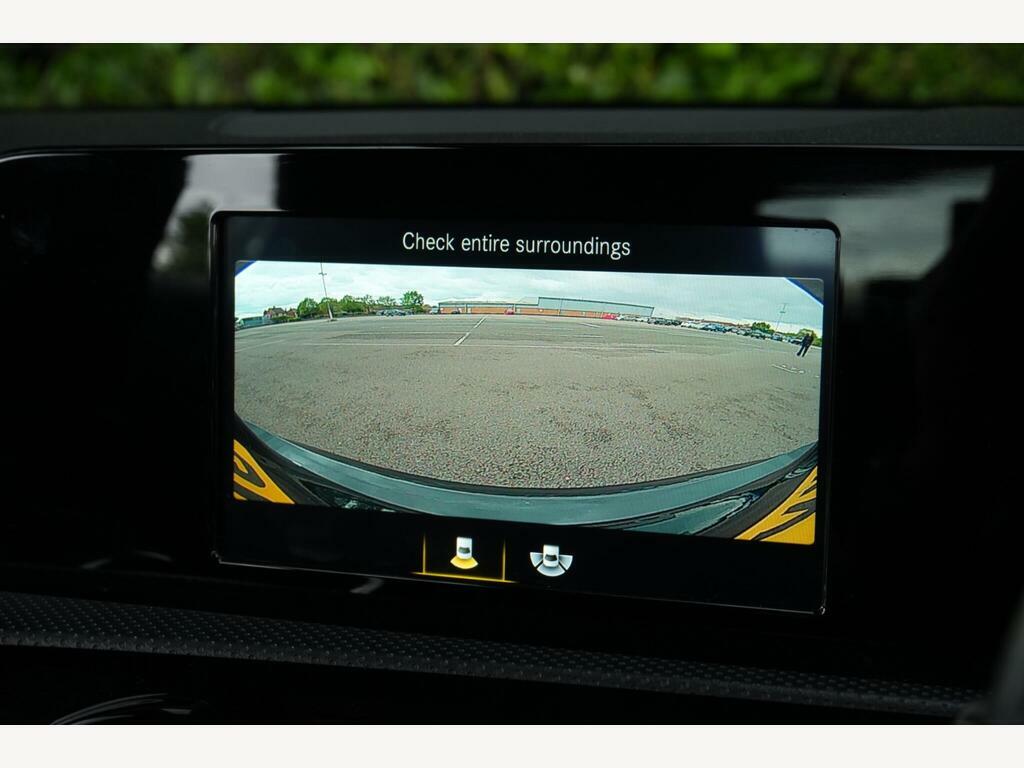 Mercedes-Benz A Class 1.3 A200 Amg Line 7G-dct Euro 6 S S GU68XWZ Black #4