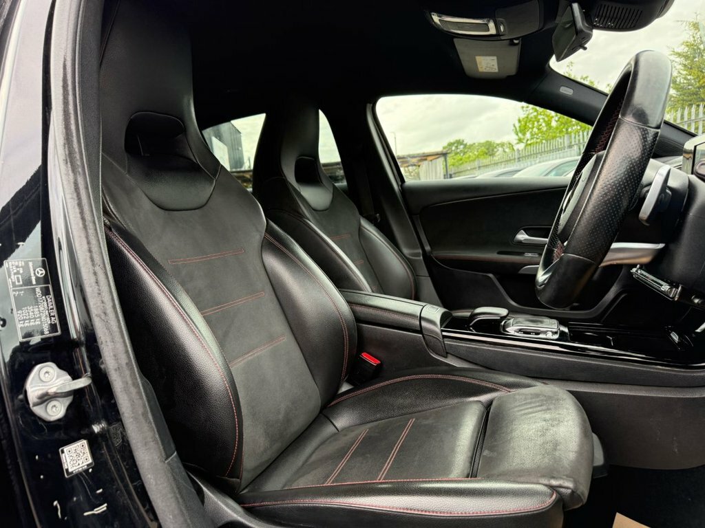 Mercedes-Benz A Class 1.3L Amg Line LR68WCY Black #4