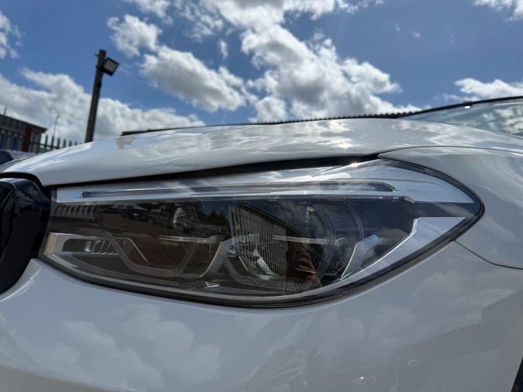 BMW 6 Series Gran Turismo Hatchback White #26