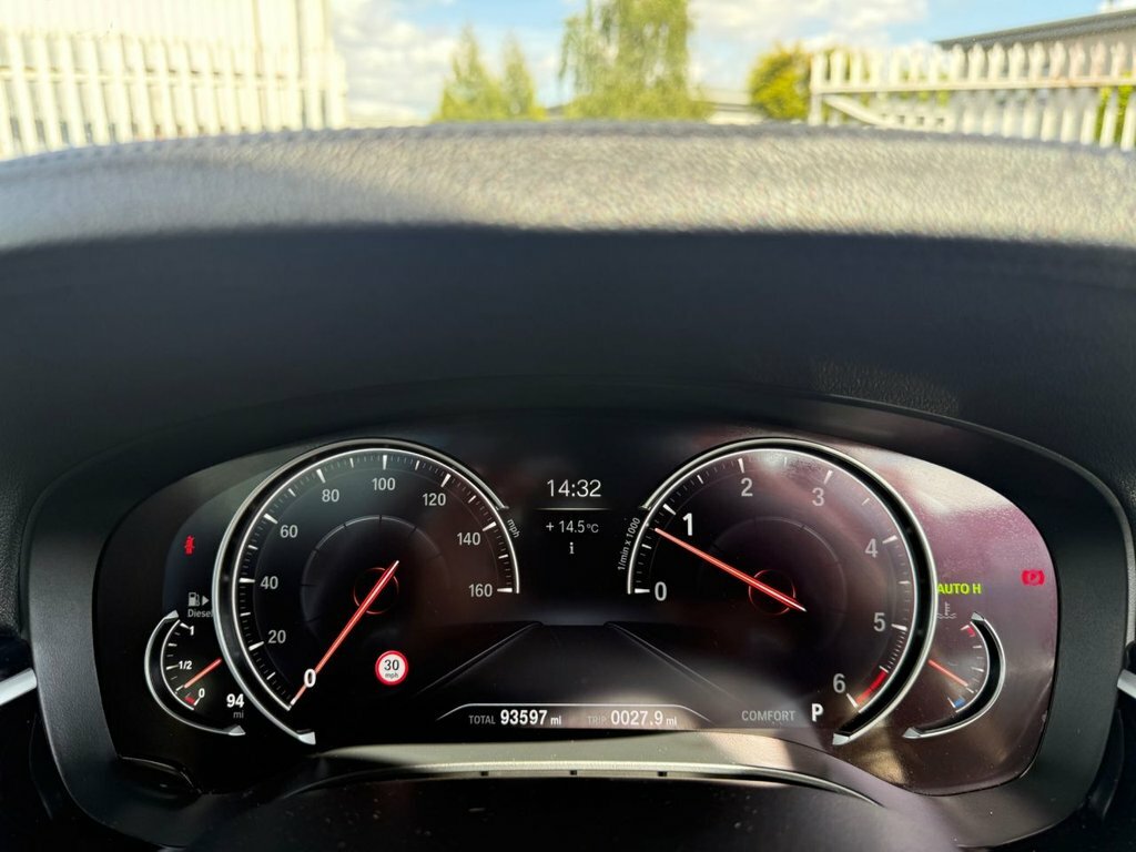 BMW 6 Series Gran Turismo Hatchback White #43