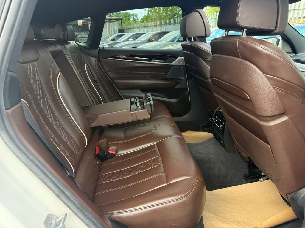 BMW 6 Series Gran Turismo Hatchback White #10