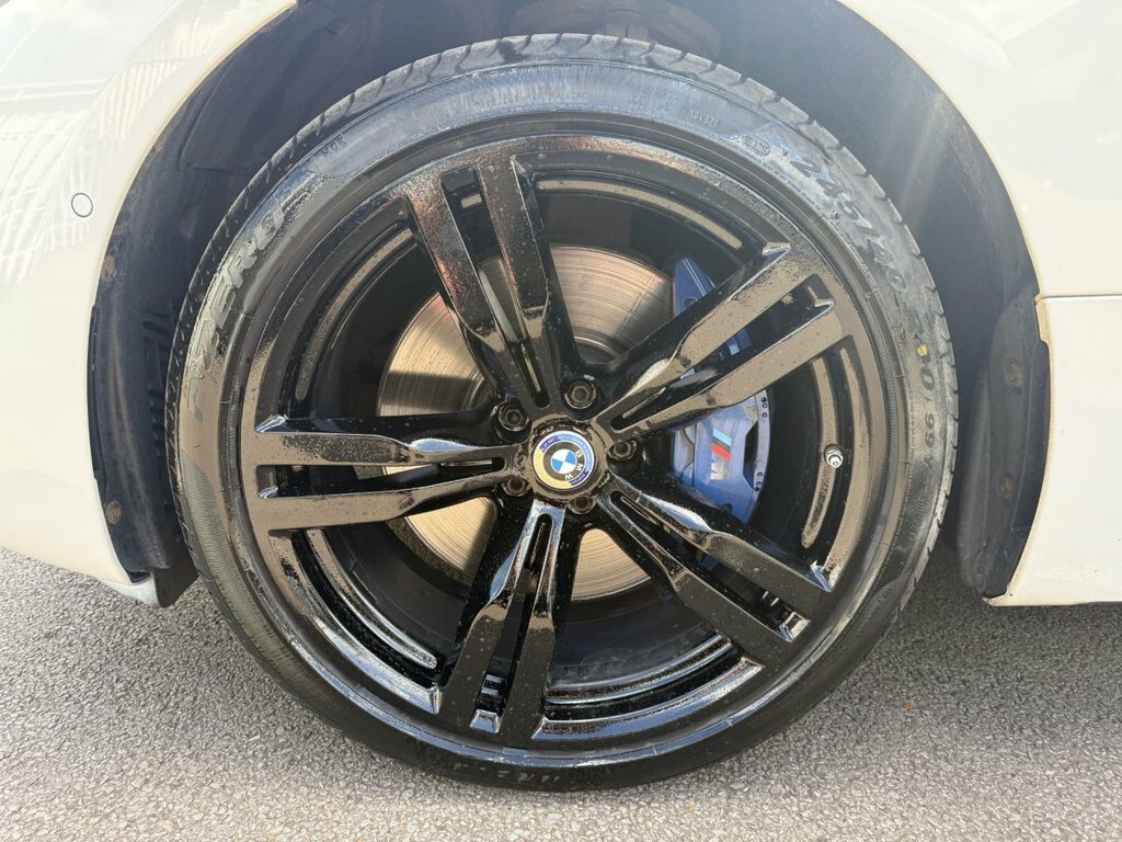 BMW 6 Series Gran Turismo Hatchback White #27