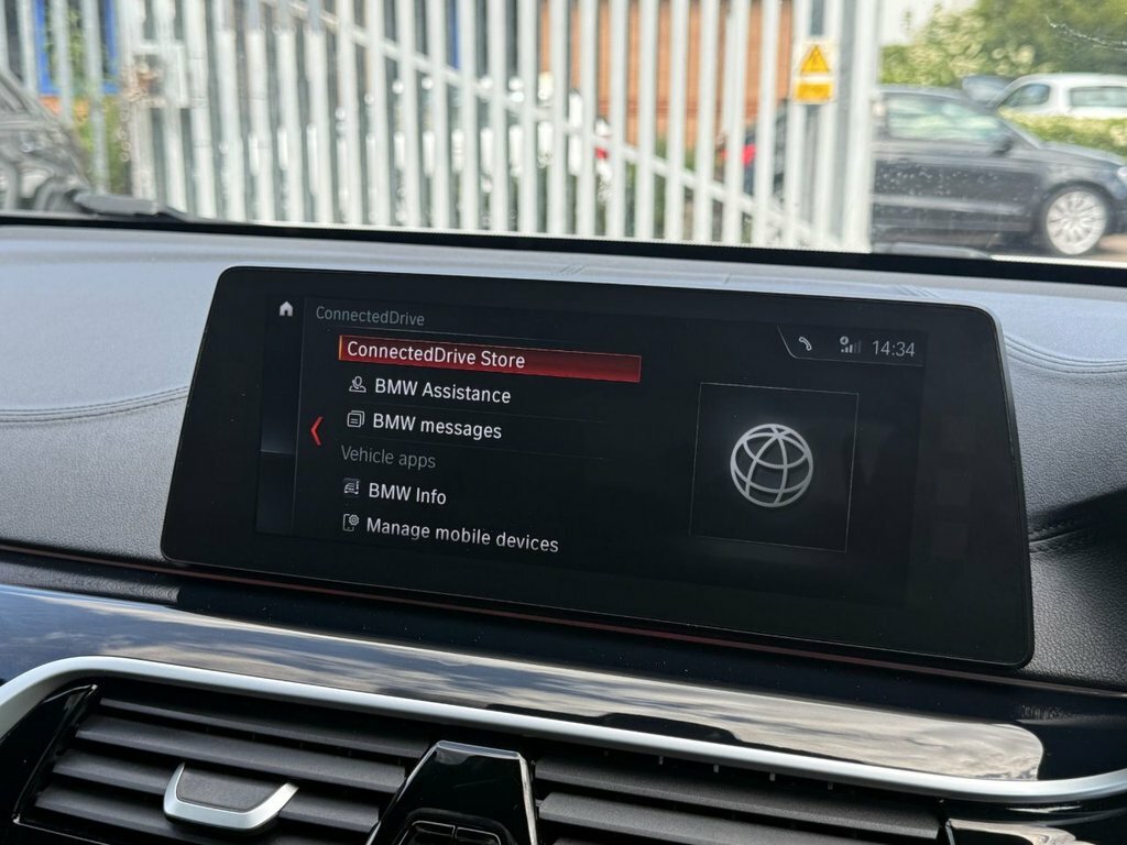 BMW 6 Series Gran Turismo Hatchback White #56