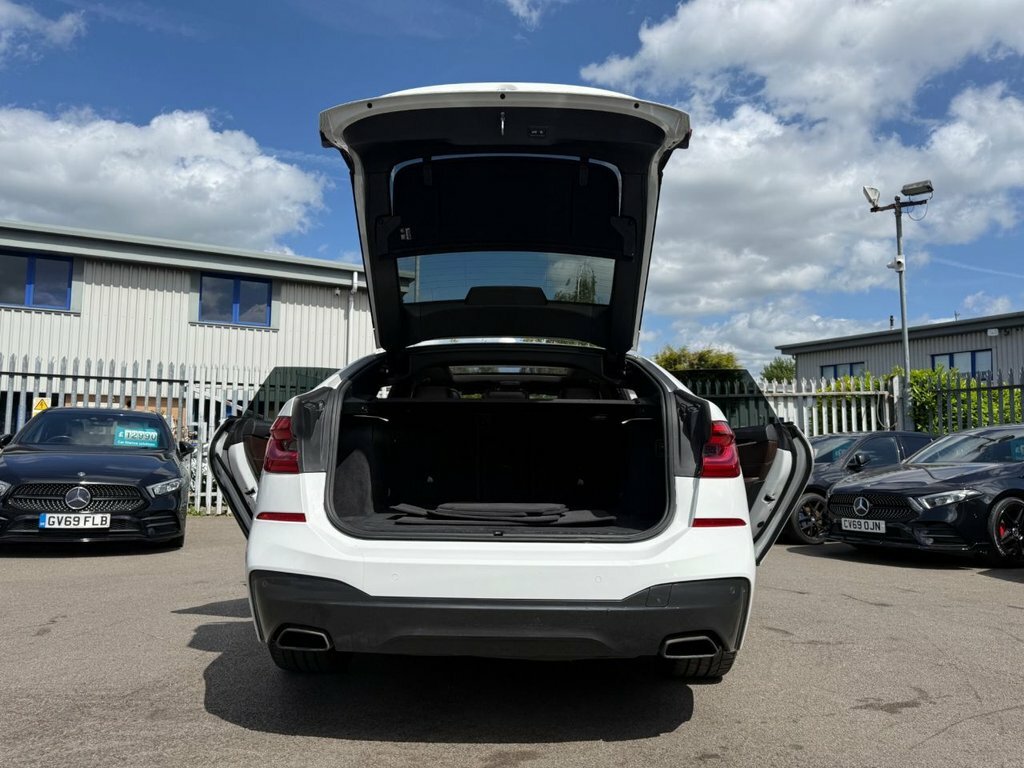 BMW 6 Series Gran Turismo Hatchback White #22