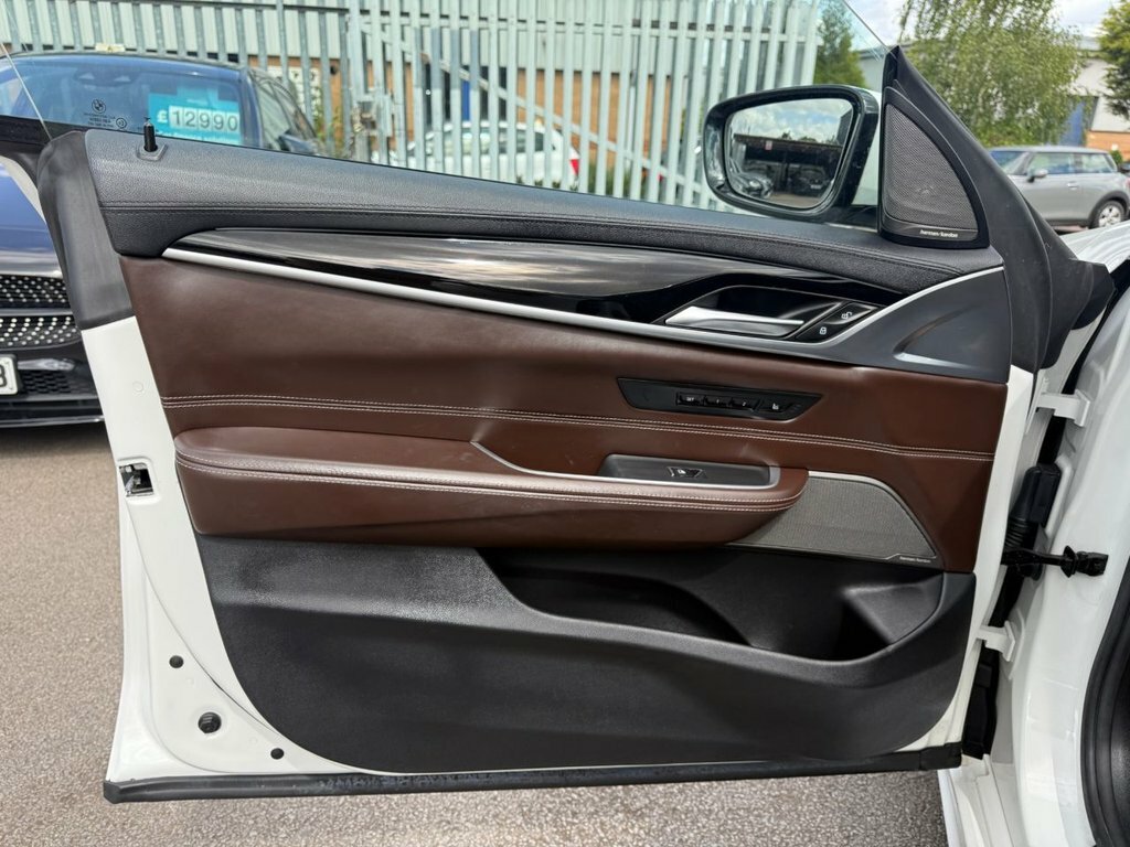 BMW 6 Series Gran Turismo Hatchback White #82
